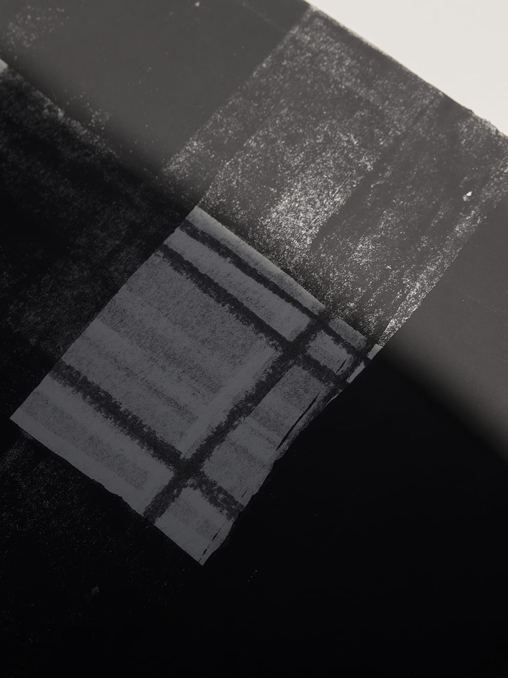Grid by Alium Gallery