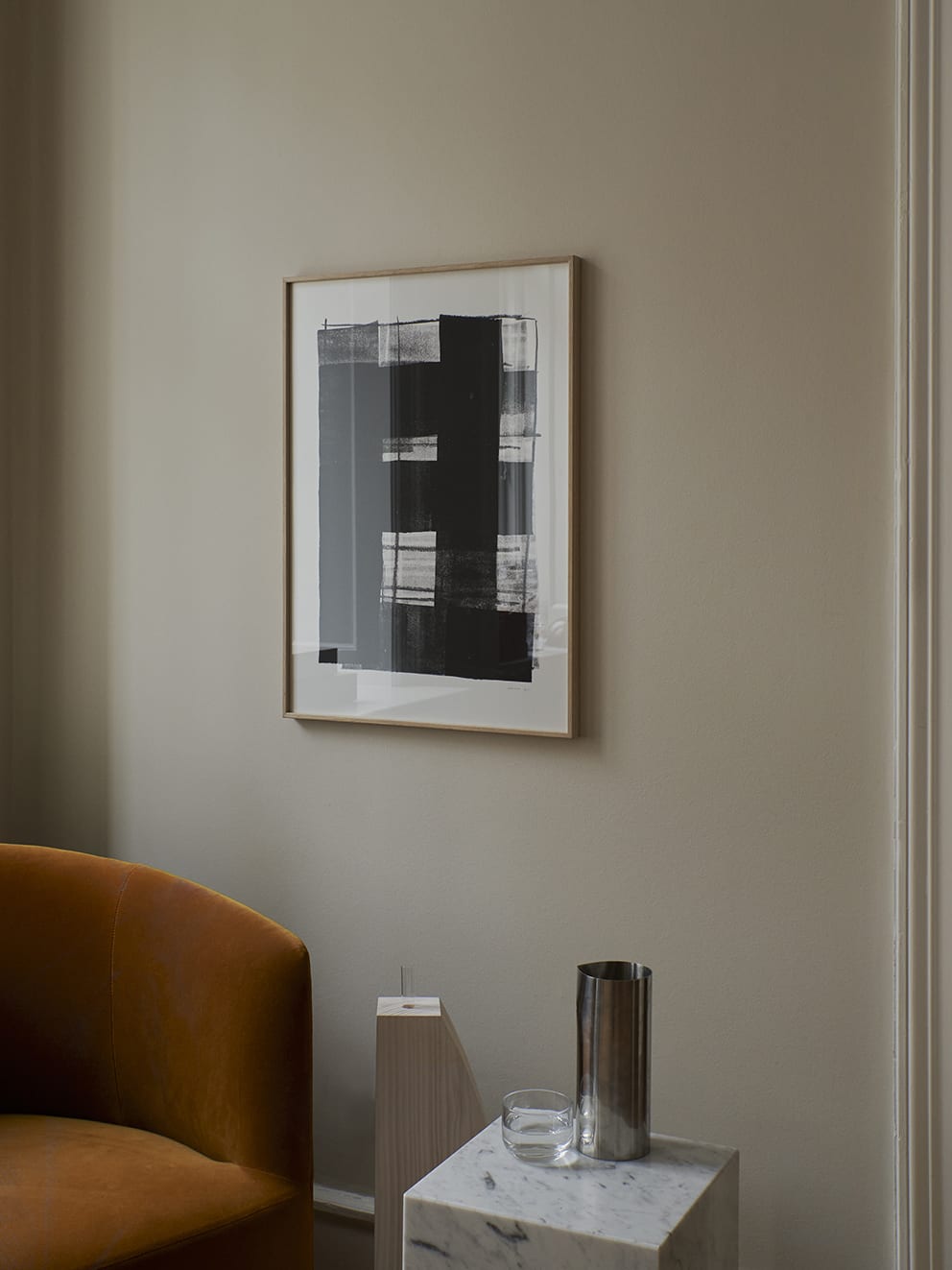 Grid by Alium Gallery