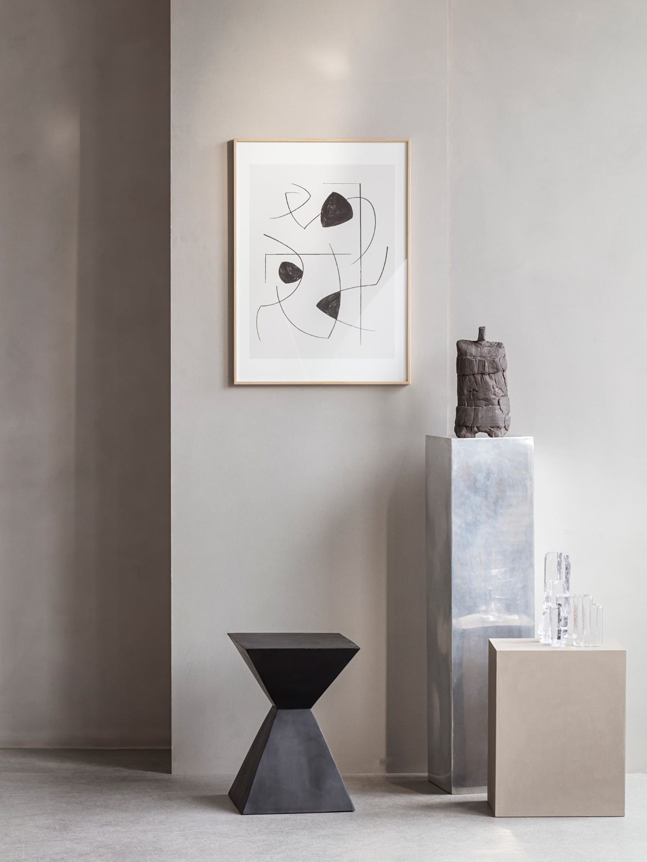 Lines by Alium Gallery