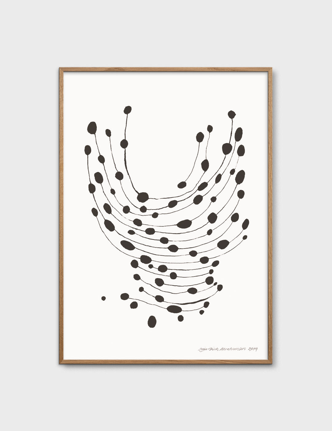 Dancing Dots by Leise Dich Abrahamsen