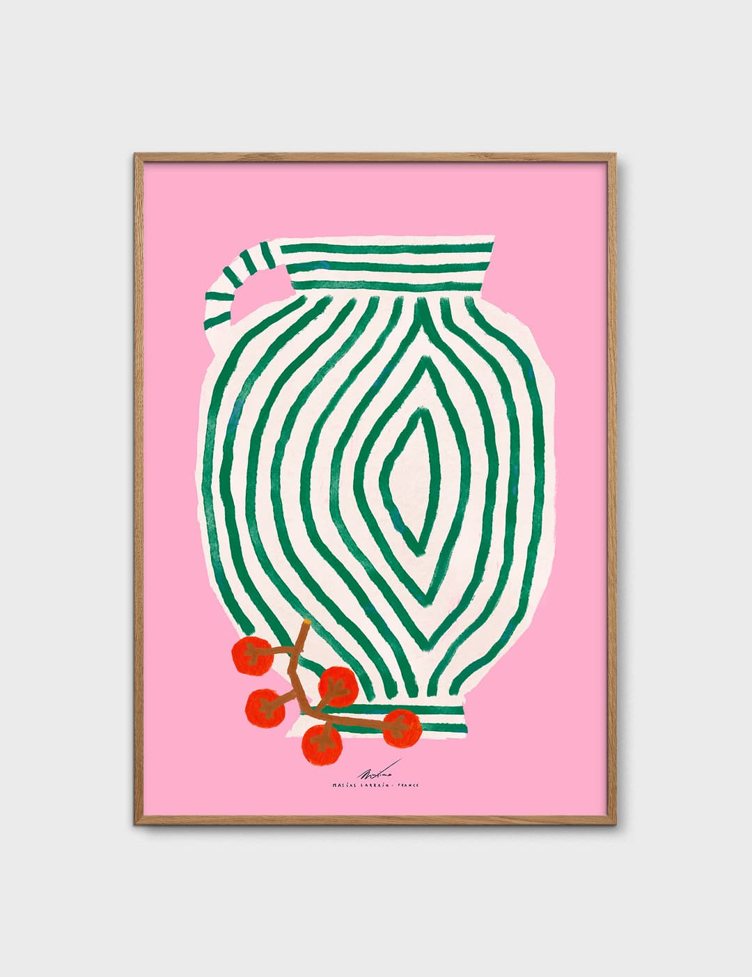 Vase and Currants by Matías Larraín