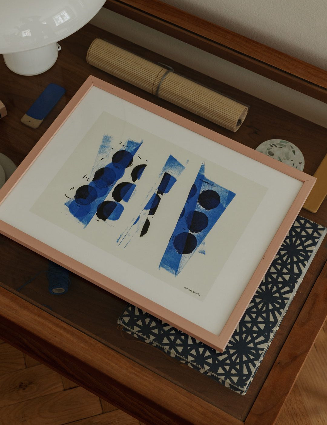 Bleu à Part 02 by Nomen Studio