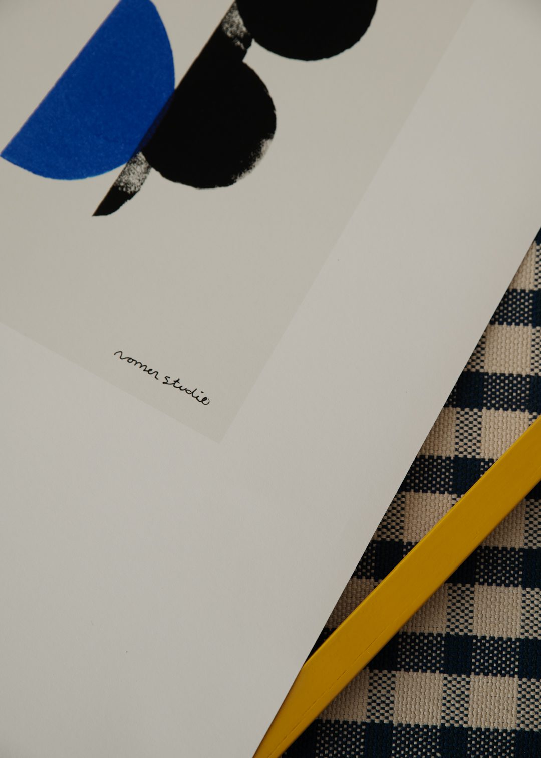 Bleu à Part 03 by Nomen Studio