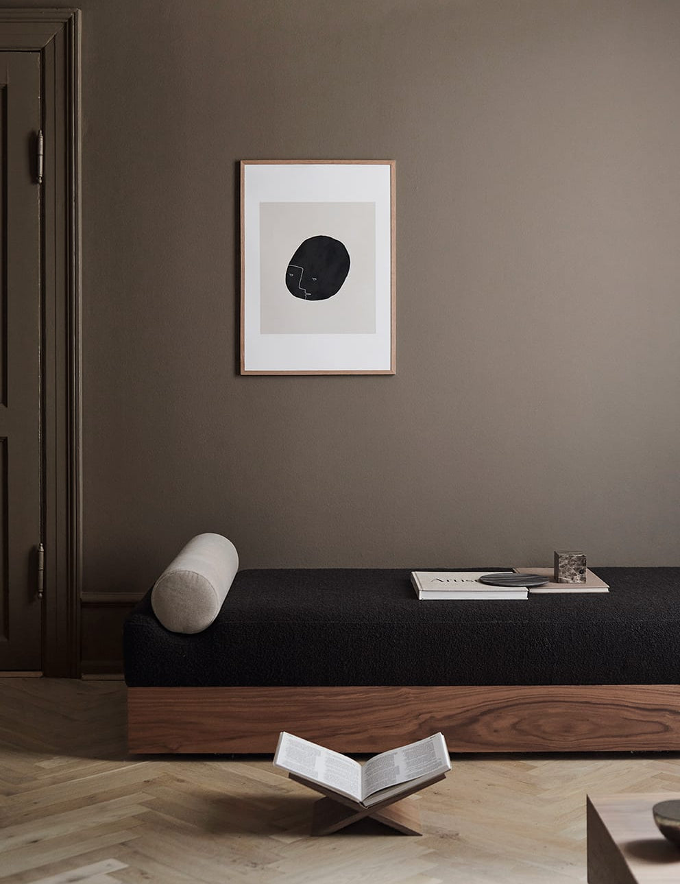 Pebbleface 03 by Studio Paradissi
