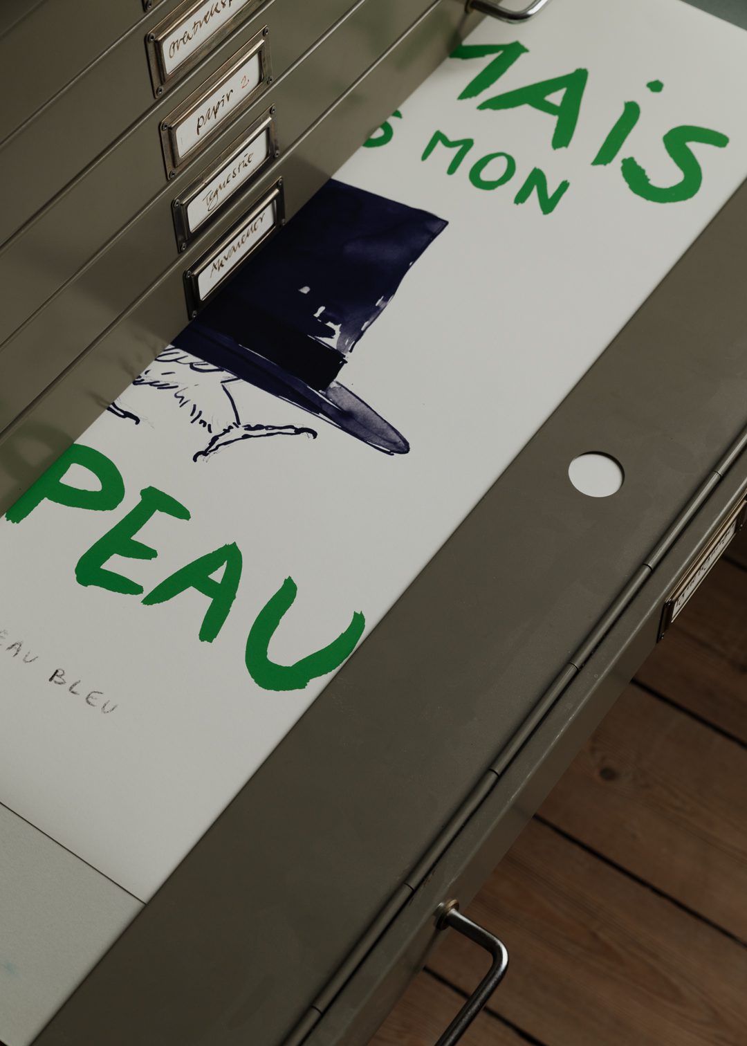 L'Oiseau au Chapeau Bleu by Another Art Project