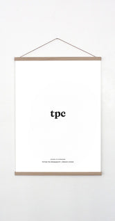 Magnetic Oak Frame - The Poster Club