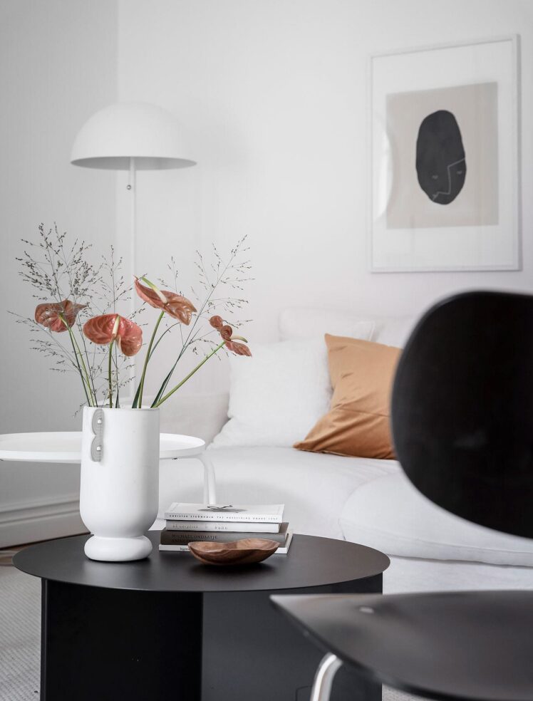 APARTMENT TOUR: INGENJÖRSGATAN 7B | via ThePosterClub.com