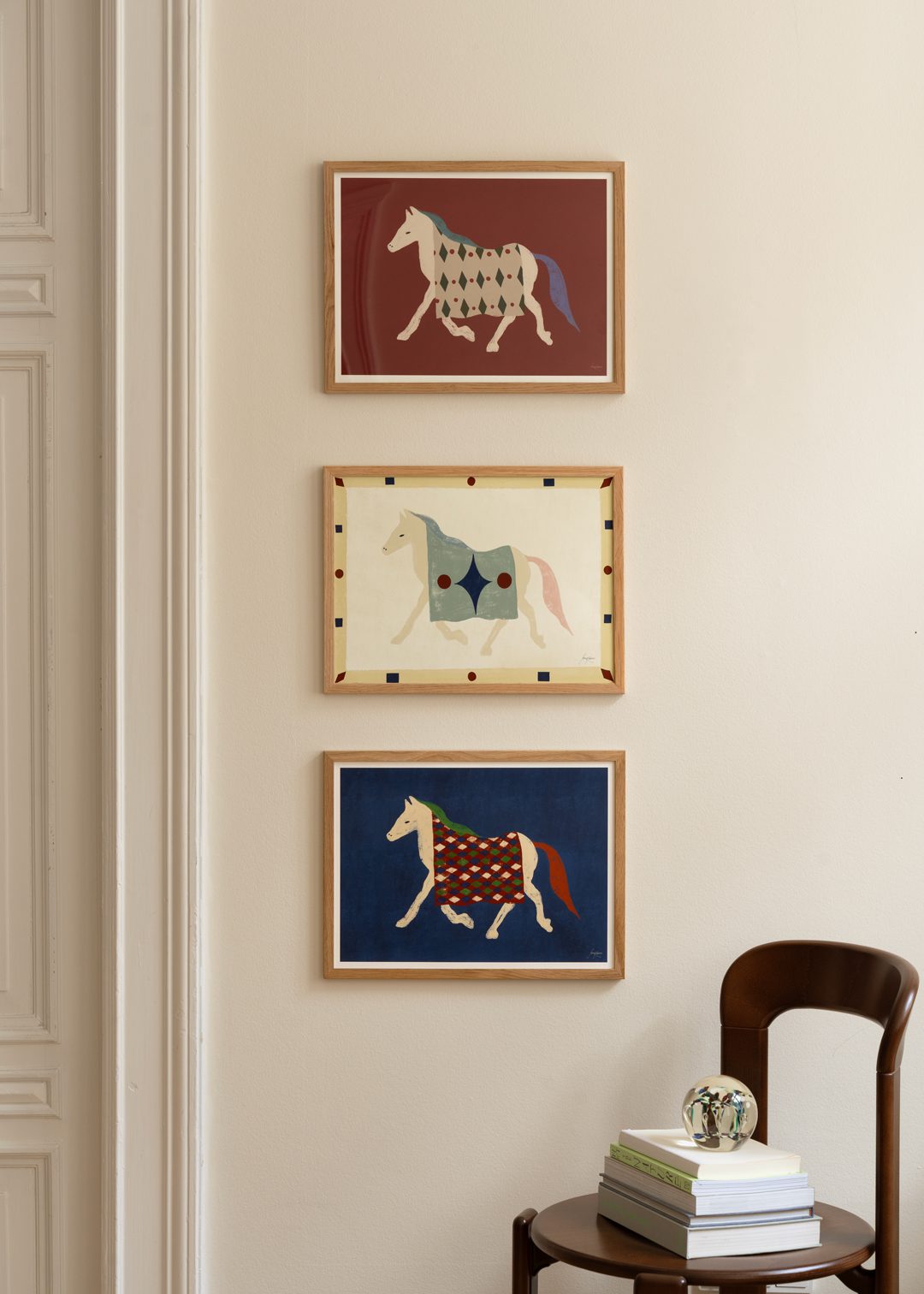 Lucrecia_Rey_Caro_Horse_Bordo_