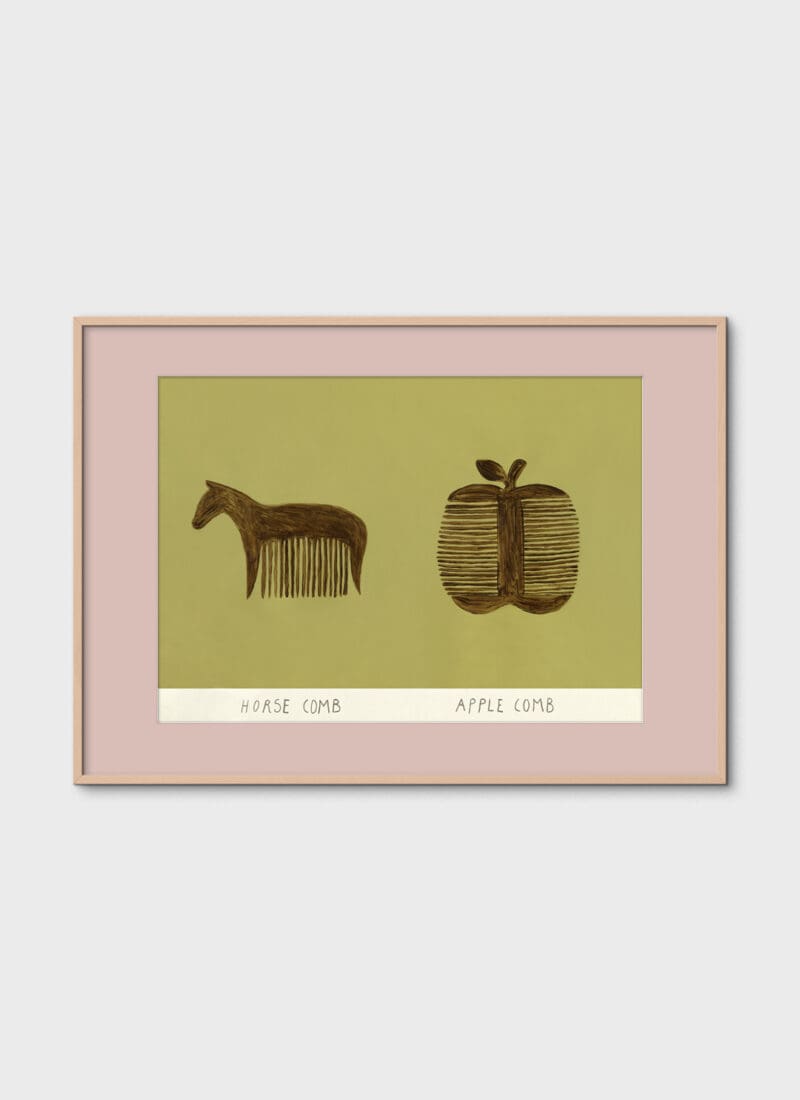 Horse and Apple Comb