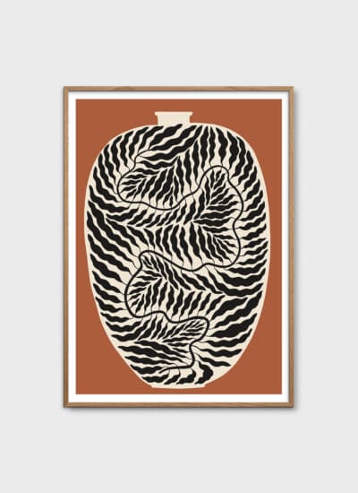 Urn Terracotta by Linnéa Andersson