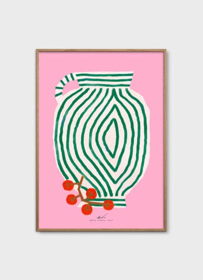 Vase and Currants by Matías Larraín